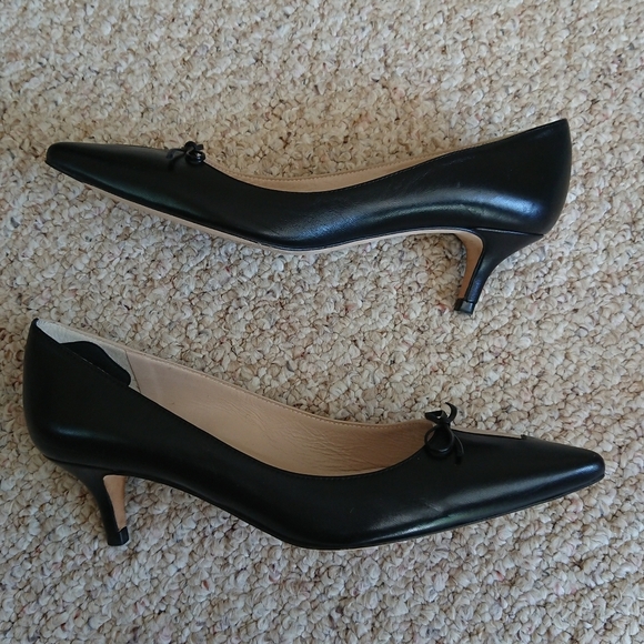 LK Bennett Black and Cream pointy toe with bow pump size 39.5 - Picture 3 of 16